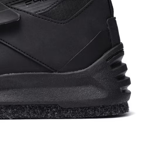 25 FS-073Y DS+防水釣魚鞋 切紋毛氈釘底