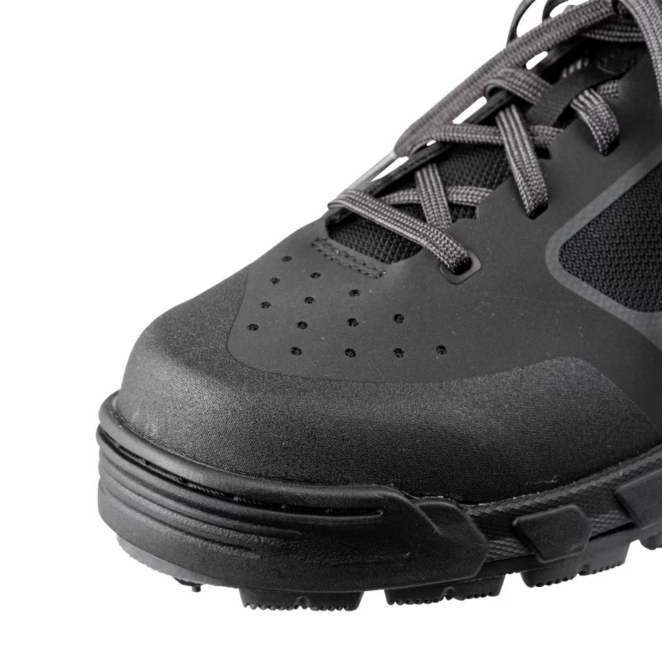 23 FS-023W GEOLOCK 防滑釘鞋