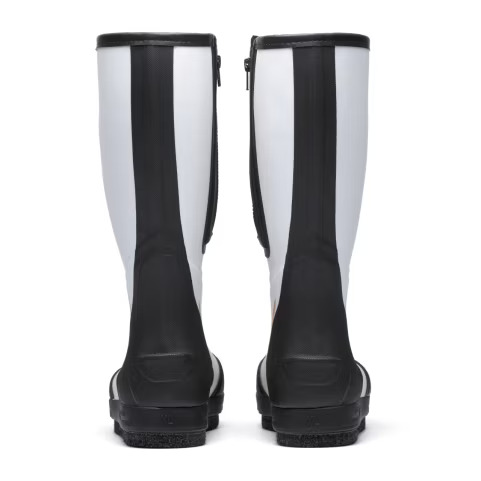 25 FB-120W LIMITED PRO GEOLOCK切紋橡膠毛氈防滑釘靴