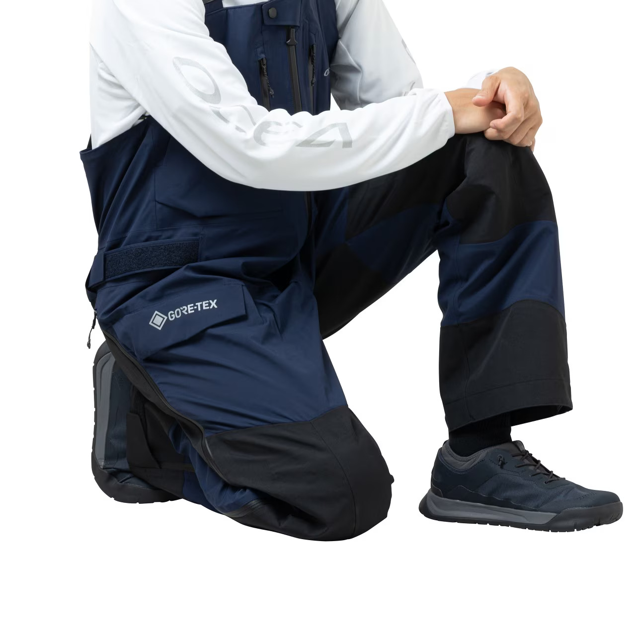 158093 26 RA-080Z GORE-TEX Stretch Pro船釣吊帶褲 05